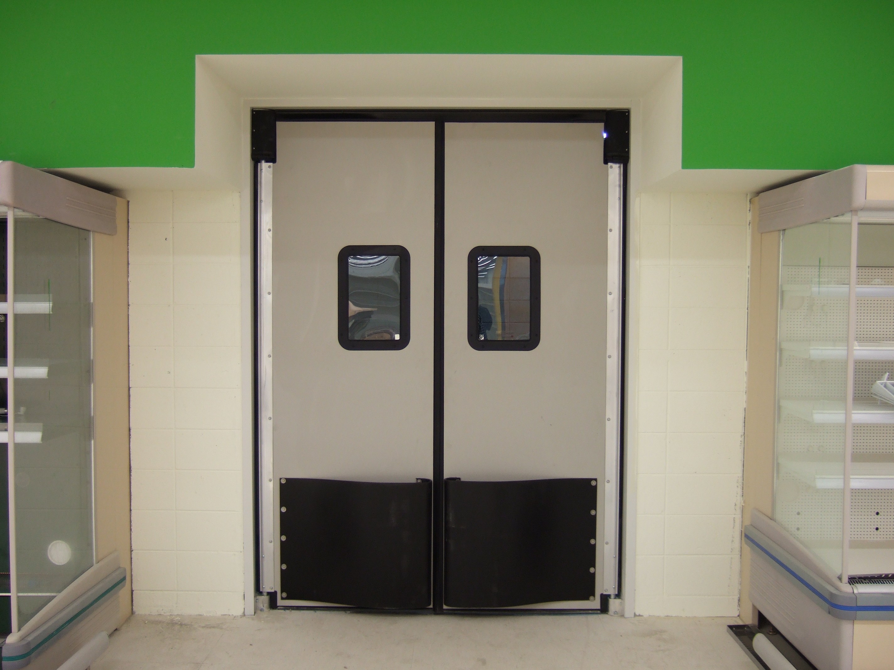 Gallery Traffic Door DMF